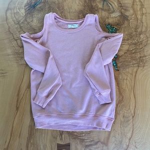 Cold shoulder sweat shirt